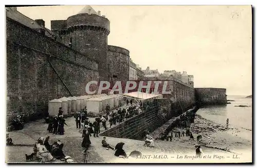 Ansichtskarte AK Saint Malo Les Remparts et la Plage