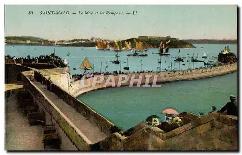 Ansichtskarte AK Saint Malo Le Mole et les Remparts Bateaux