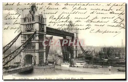 Cartes postales London The Tower Bridge Looking North West Bateau