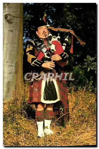 Cartes postales moderne the pipe major with the Royal Highland Fusiliers Folklore