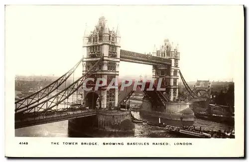 Ansichtskarte AK The Tower Bridge Showing Bascules Raised London