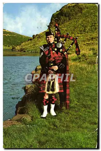 Cartes postales moderne Sergeant Piper of The King s Own Scottish Borderers
