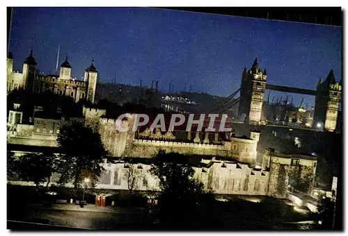 Cartes postales moderne London by night Tower of London and tower bridge