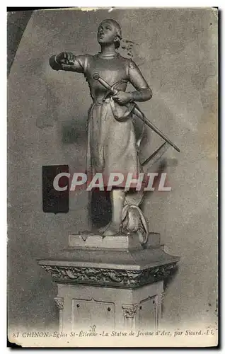 Cartes postales Chinon Eglise St Etienne La Statue de Jeanne d arc par Sicard