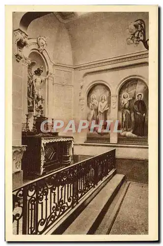 Cartes postales La chapelle des Carmelites de lisieux Autel St michel et fresque des saints