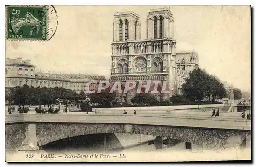 Cartes postales Paris Eglise Notre Dame et le Pont