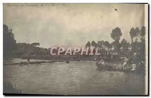 CARTE PHOTO Souvenir du 7eme regiments de chasseurs Passage de la riviere 23 aout 1906 Militaria