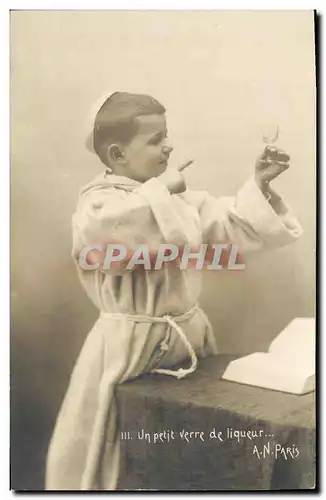 Cartes postales Un petit Verre de liqueur Enfant Moine