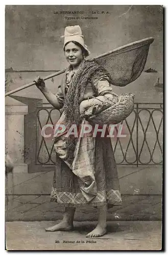 Cartes postales La Normandie Types et Costumes Retour de la peche