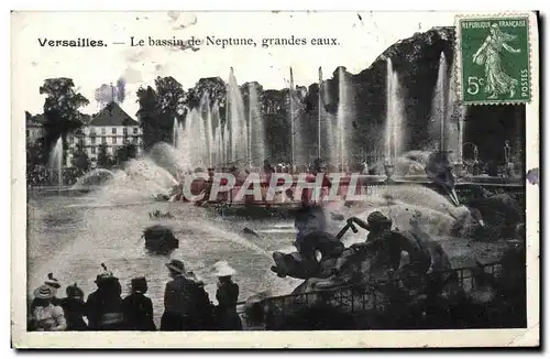 Cartes postales Versailles Le bassin de Neptune grandes eaux