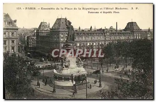 Cartes postales Paris Ensemble de la Place de la Republique et l Hotel Moderne