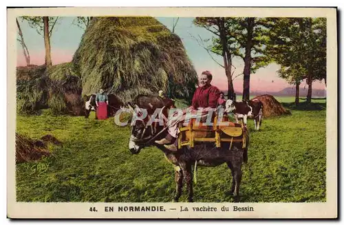 Cartes postales En Normandie La Vachere du Bessin Folklore