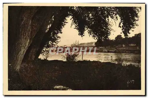 Cartes postales Tours Bords de la Loire La Cathedrale et Pont de Pierre