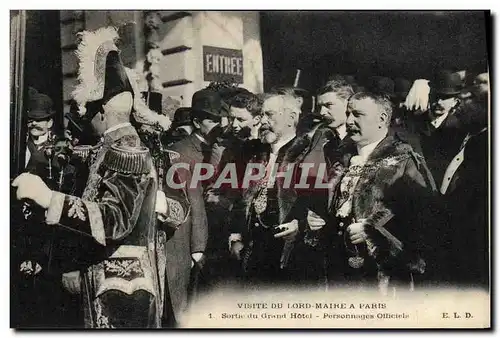 Cartes postales Paris Visite Du Lord Marie a Paris Sortie du Grand Hotel Personnages officiels