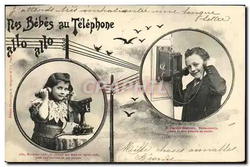 Ansichtskarte AK Fantaisie Enfants Nos bebes au telephone