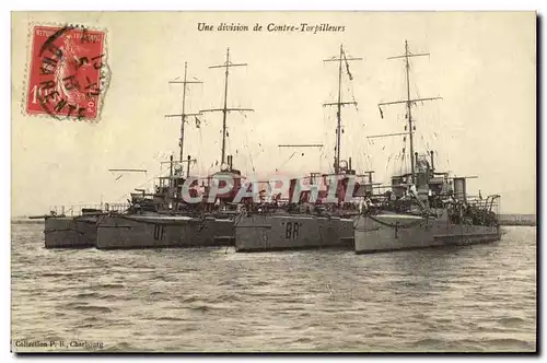 Cartes postales Bateaux Division de contre torpilleurs