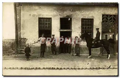 CARTE PHOTO Militaria Soldats Cheval Cavalier Marechal Ferrant Charrue