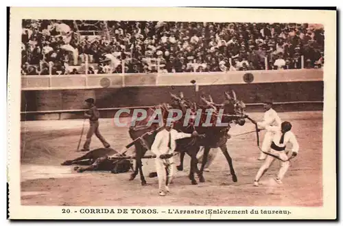 Cartes postales Sport Espagne Corrida Toro Taureau L arrastre enlevement du taureau