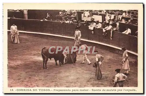 Ansichtskarte AK Sport Espagne Corrida Toro Taureau Preparando para matar Suerte de muleta par l espada