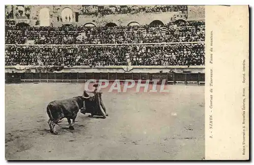 Cartes postales Sport Espagne Corrida Toro Taureau Passe de manteau