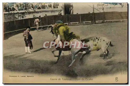 Cartes postales Sport Espagne Corrida Toro Taureau Chute du picador Cheval