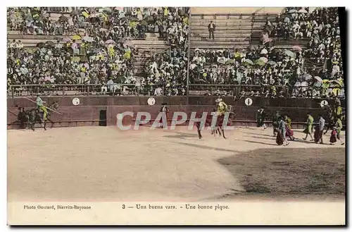 Cartes postales Sport Espagne Corrida Toro Taureau Una buena vara Une bonne pique