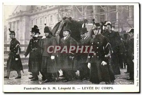 Cartes postales Funerailles de Leopold II Levee du corps