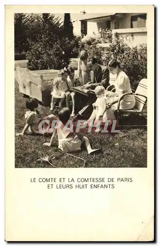 Cartes postales Le comte et la comtesse de Paris et leurs huit enfants