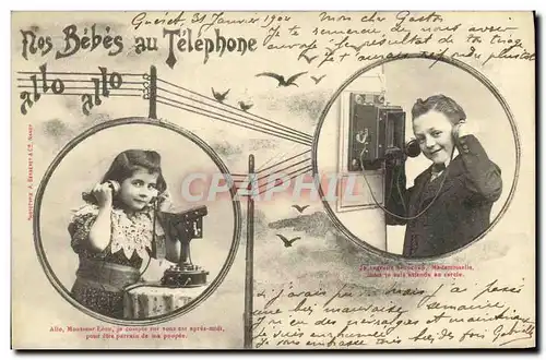 Cartes postales Fantaisie Femme Nos bebes au telephone