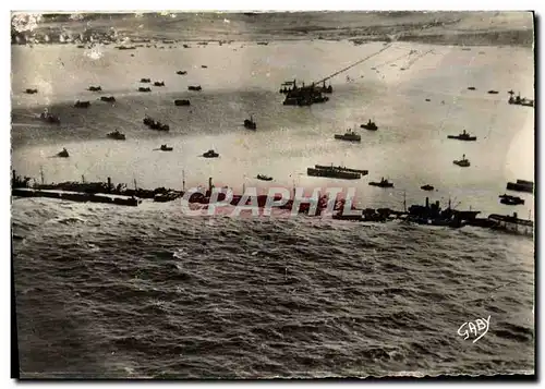 Cartes postales moderne Militaria 2eme guerre mondiale Debarquement en Normandie Vue aerienne du port artificiel Winston