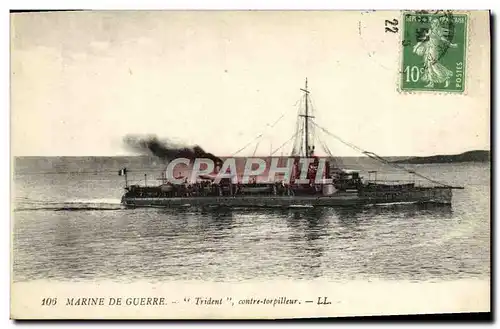 Ansichtskarte AK Bateau Marine de Guerre Trident Contre torpilleur