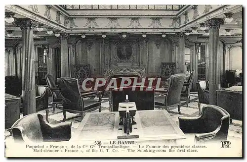 Cartes postales Bateau Le Havre Paquebot France de la Compagnie Generale Transatlantique Le fumoir des premieres