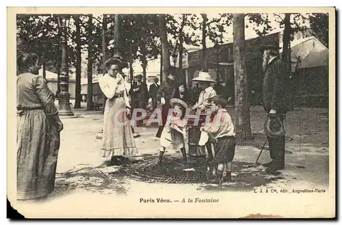 Cartes postales Paris Vecu a la fontaine enfants TOP