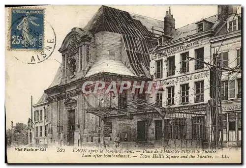 Cartes postales Laon apres le bombardement Place de l&#39hotel de ville et le theatre Militaria