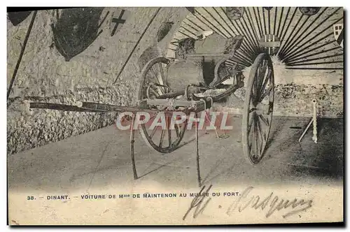 Cartes postales Dinant Voiture de Mme de Maintenon au musee du port
