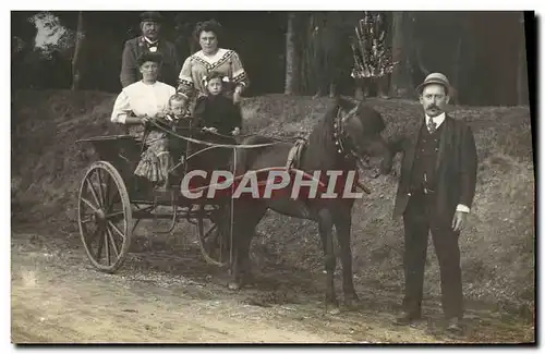 CARTE PHOTO Caleche en famille Cheval Mehun sur Yevre