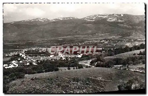 Cartes postales Osseja Vue generale au fond pulgcerda et les pyrenees espagnoles