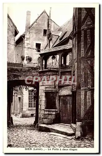 Cartes postales Gien Le Puits a deux etages