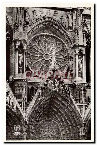 Cartes postales moderne Reims La Cathedrale Rosace du grand portail