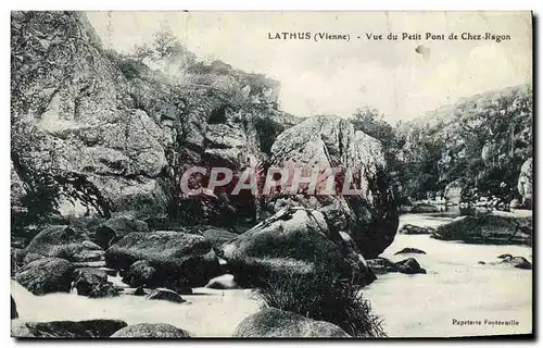 Cartes postales Lathus Vue du Petit Pont de Chez Ragon