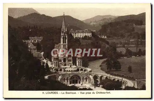 Cartes postales Lourdes La Basilique Vue prise du chateau fort