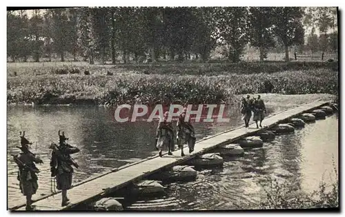 Cartes postales moderne Militaria Passerelle sur sacs Habert