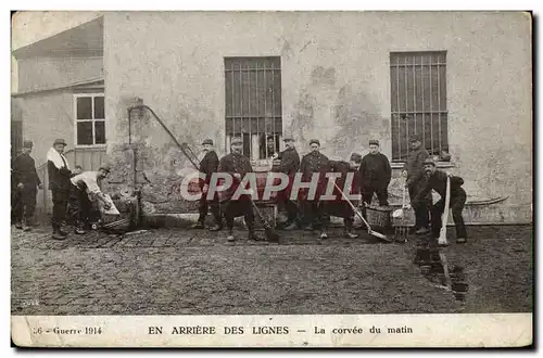 Cartes postales En Arriere des Lignes La Corvee du matin Militaria