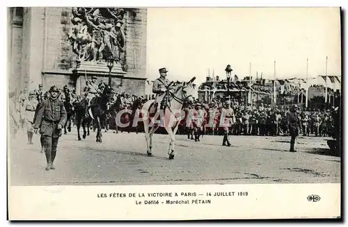 Cartes postales Les Fetes de la Victoire a Paris Le defile Marechal Petain