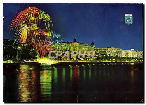 Cartes postales moderne Cannes Feux D&#39Artifice Sur la Croisette