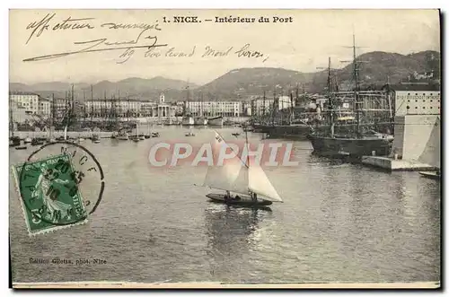 Cartes postales Nice Interieur du Port Bateau