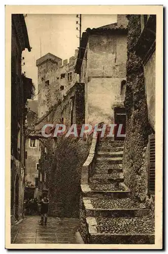 Cartes postales Roquebrune Vieille rue dominee par le Fort