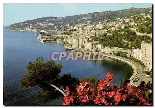 Cartes postales moderne Villefranche Sur Mer Vue Generale Sur le Quai des Marinieres