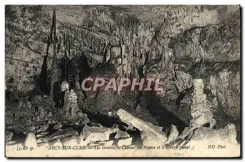 Ansichtskarte AK Arcy Sur Cury Les Grottes Le Cabinet du Prince et le Cierge pascal