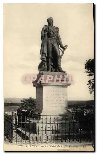 Cartes postales Auxerre La Statue de Davont